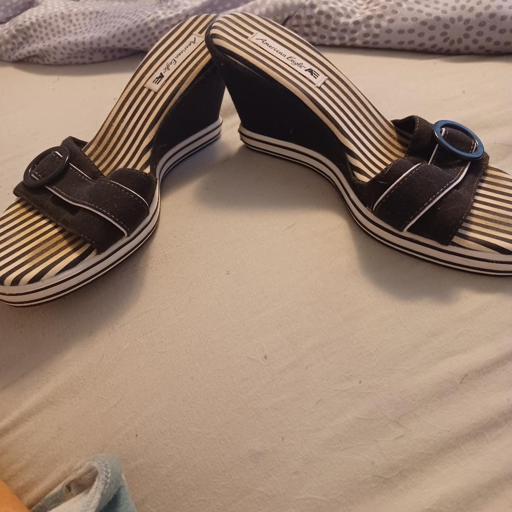 Women's  shoes